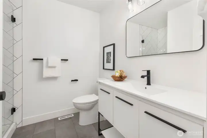 Main level 3/4 bathroom.