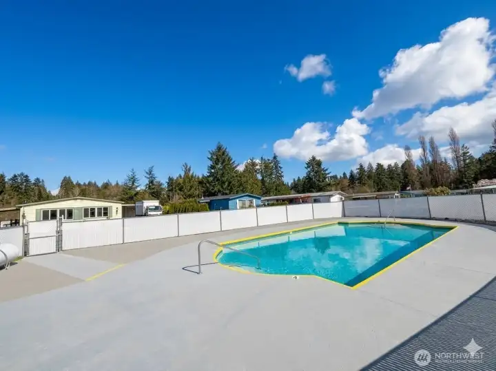 Welcome to Seashore Villa! Private Community Beach & Pool, in desirable Boston Harbor in Olympia, WA