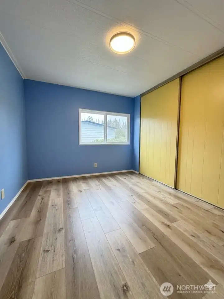 Welcome to Seashore Villa! Private Community Beach & Pool, in desirable Boston Harbor in Olympia, WA