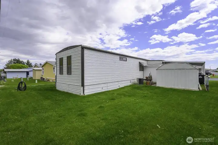 generous yard space with no rear neighbors in this lot