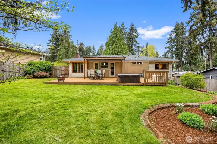 This is how big the backyard is for you to enjoy