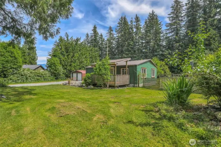 Large 20K sqft Level Lot. Room to build if you want