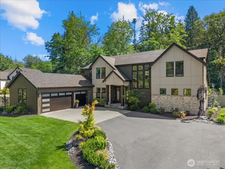 Gorgeous estate home on 1.12 acres