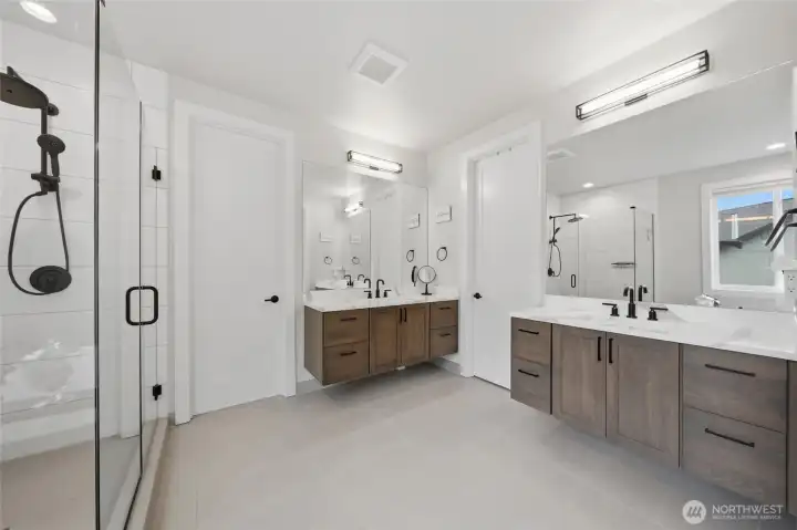 Dual vanities