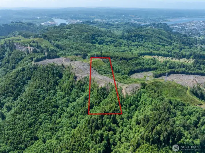 Overhead view with approximate boundaries in red.