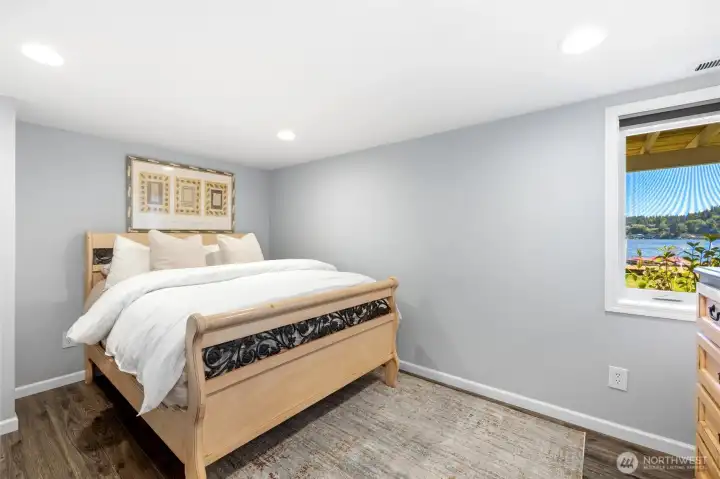 Downstairs bedroom with lake view.