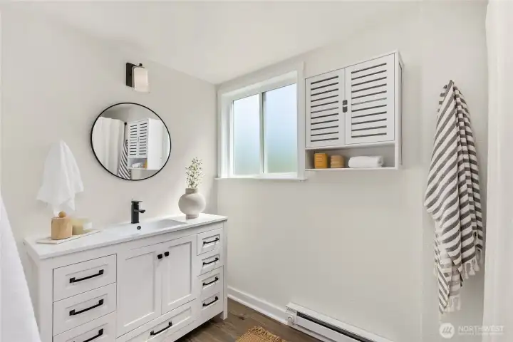 Downstairs 3/4 Bathroom.