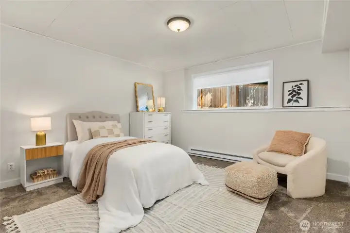 Downstairs bedroom #5