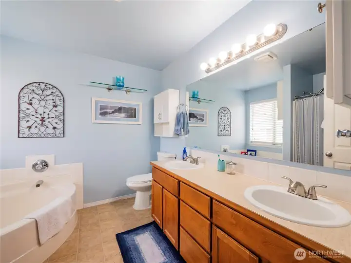 5 Piece Primary Bathroom