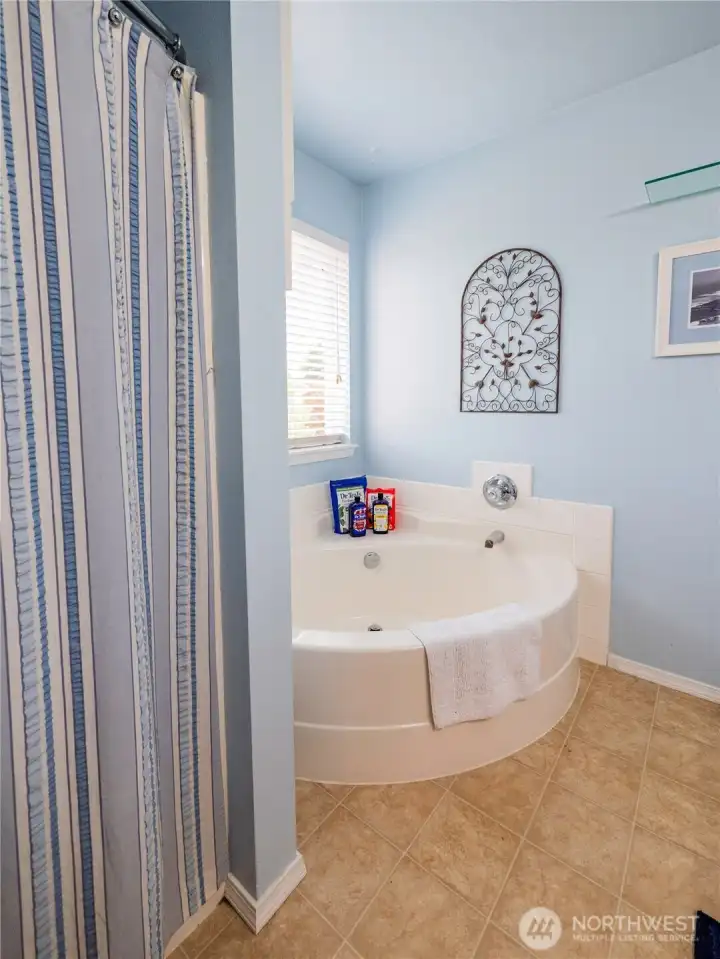 Garden tub