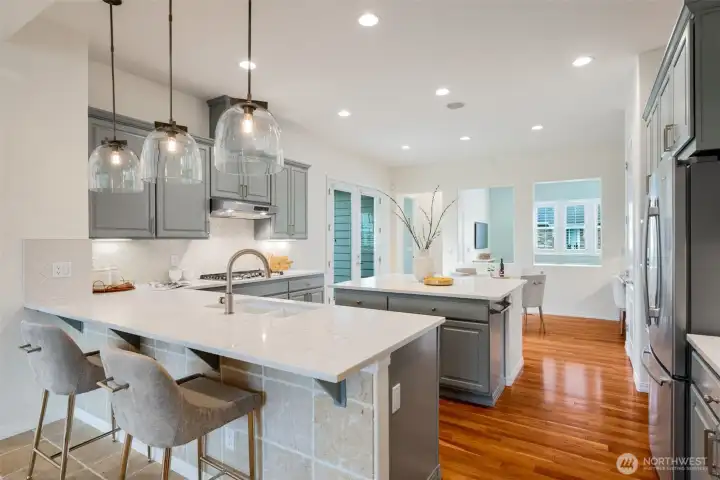 Beautiful, luxury kitchen with modern finishes and stylish details Beautiful, luxury kitchen with modern finishes and stylish details