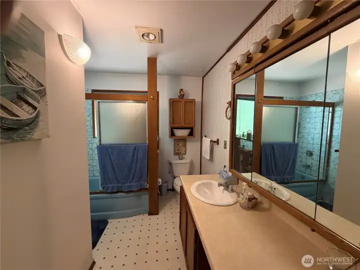 Bathroom Bathroom