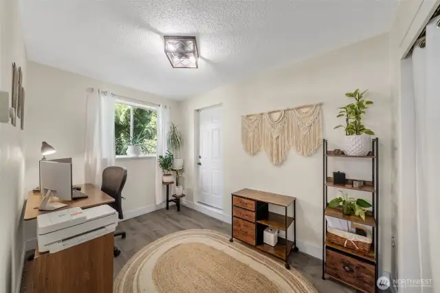 Office/could be used as 4th bedroom