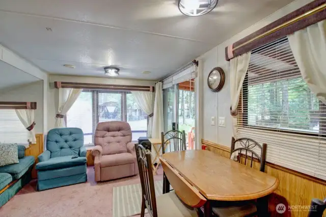 Cozy atmosphere with space for everyone!
