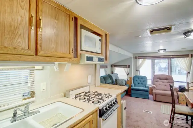 Kitchen complete with everything you need to make your favorite meal or desert!