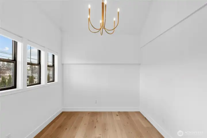 Dining room off living area!