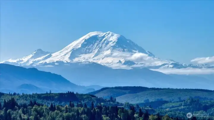 Ascending to 14,400 ft, the everchanging Mt. Rainier & Green Valley views are in Full View.