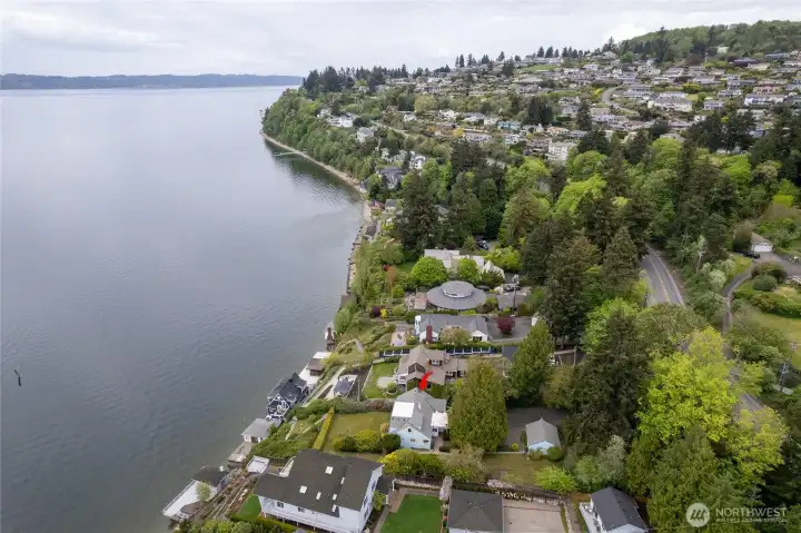 The shoreline between Brownspoint and Dash point