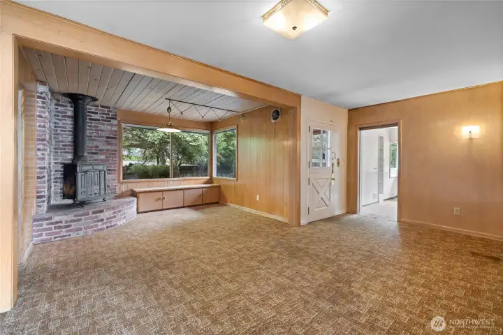 Walking in the from door to the living room