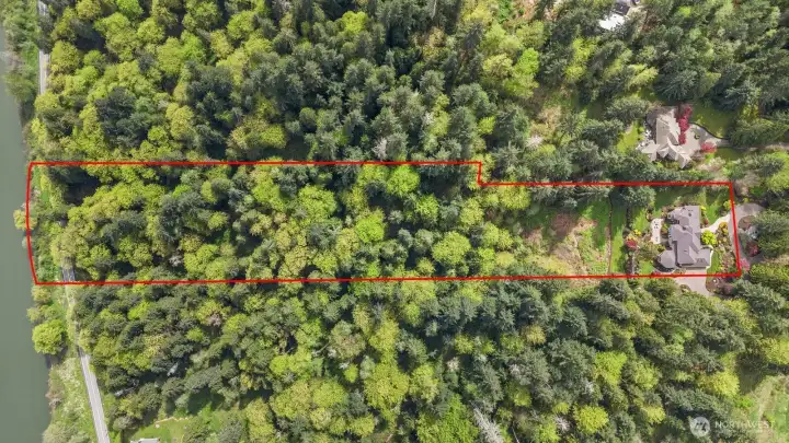 7.7 acre lot
