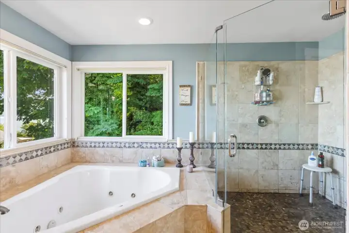 Primary Suite Bathroom