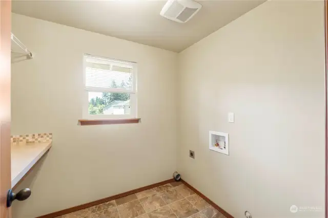 UPSTAIRS LAUNDRY ROOM