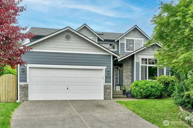 Welcome to your new home at 16714 10th Pl W in Lynnwood.