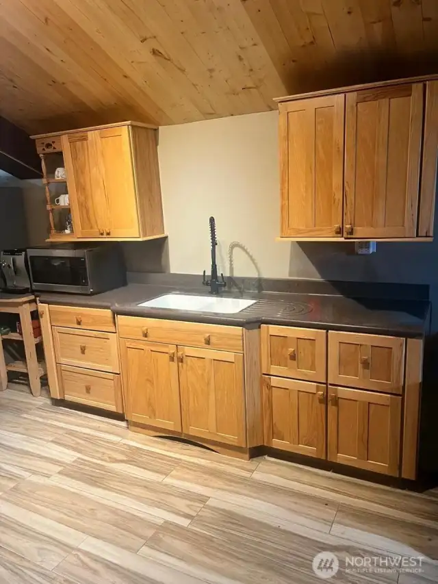 Loft cabinets/sink