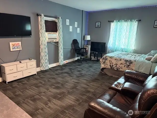 Bonus room