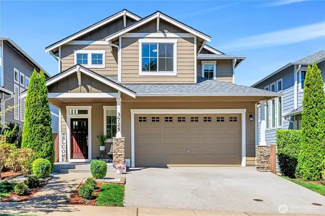 Just STEPS away from the Shipyard Commuter Bus stop, this home has it all!