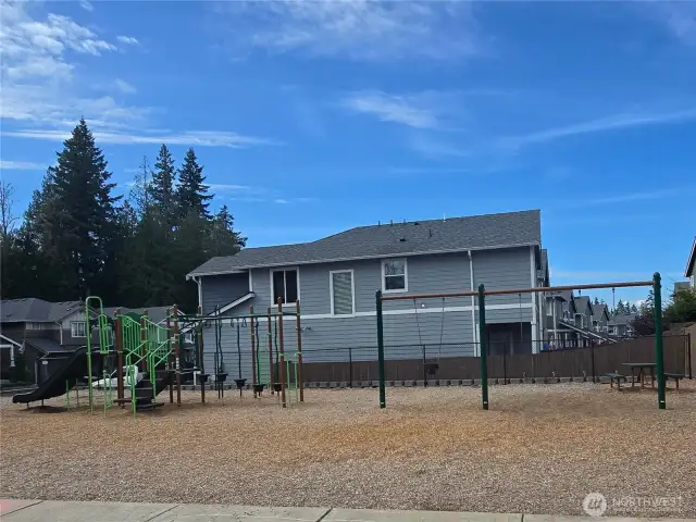 Park 2:Expansive Community Park View – A long shot showcasing the full scale of the Freestone playground offering room to play, relax, and enjoy the outdoors.
