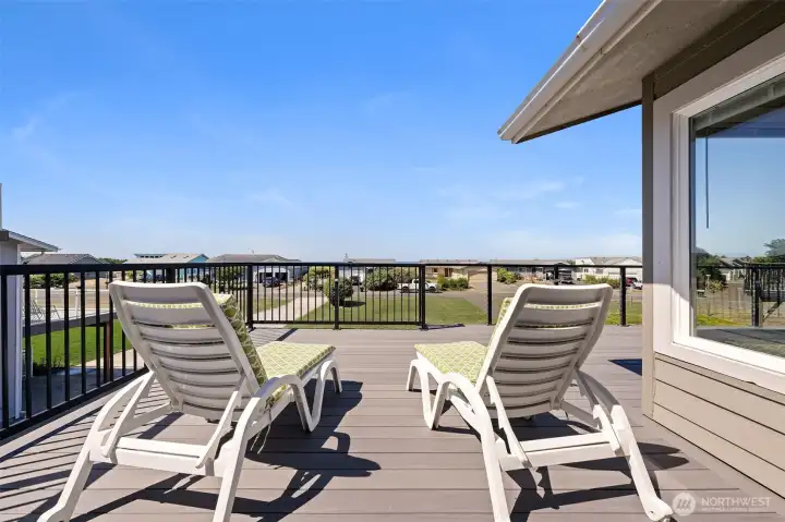 Deck off primary suite