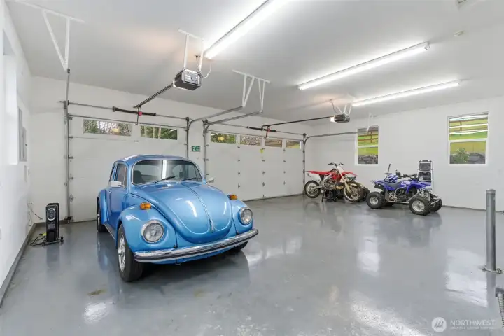 Large 3 car garage. Plenty of room for cars and toys!