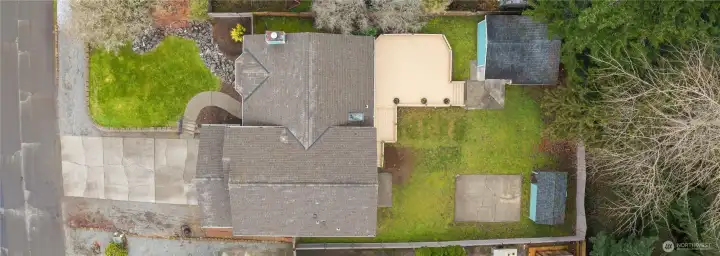 Look at the size of that deck!