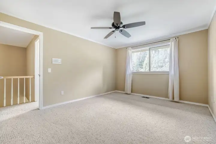 upper bedroom 2