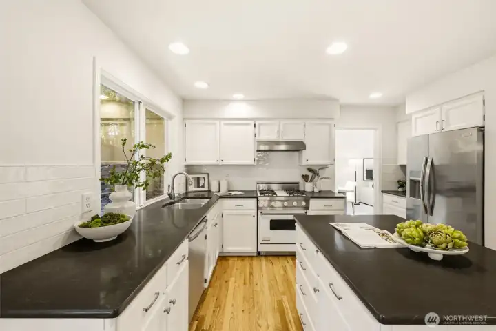 The Wolf gas range is every home chef's dream! The Wolf gas range is every home chef's dream!