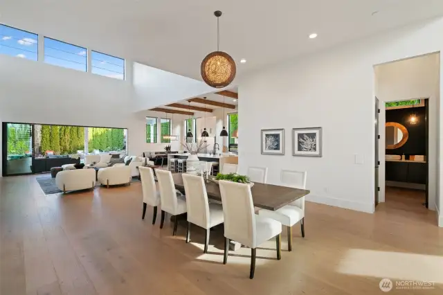 Formal dining area, spacious floor plan great for entertaining
