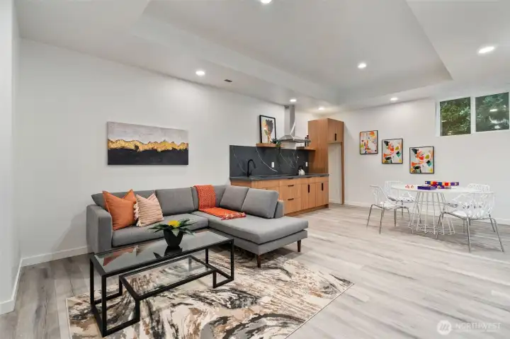 Main level Living area ( MIL)