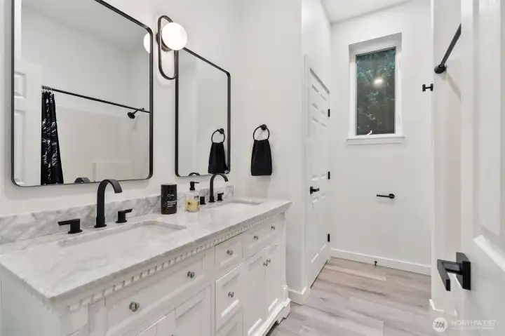 Full bath on main level