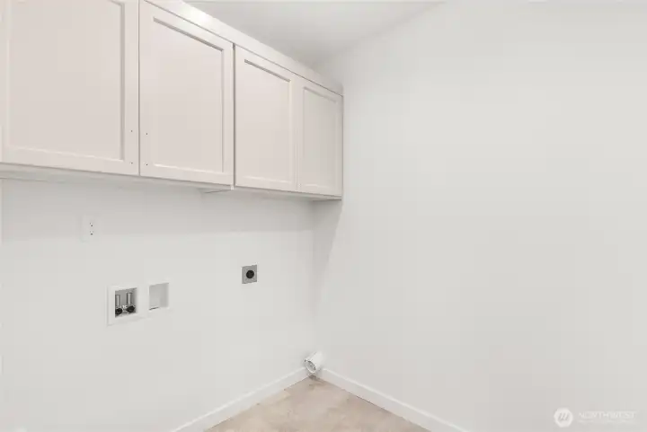 Convenient upstairs Laundry room