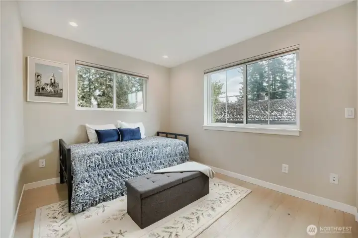 2nd ensuite bedroom.