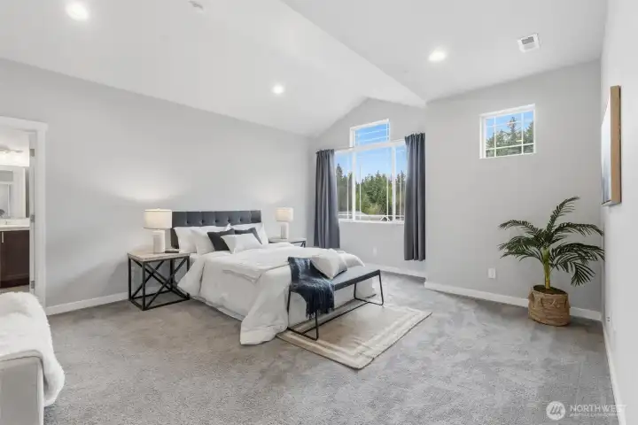 Primary Bedroom (Upper Floor)