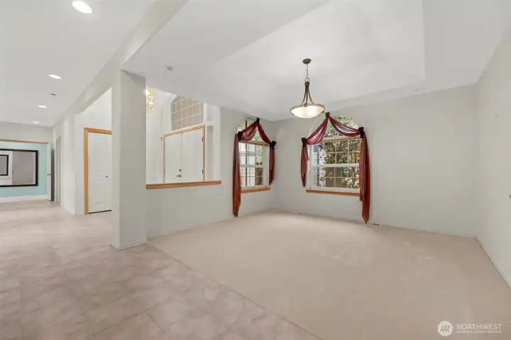 Formal dining room off the entry.