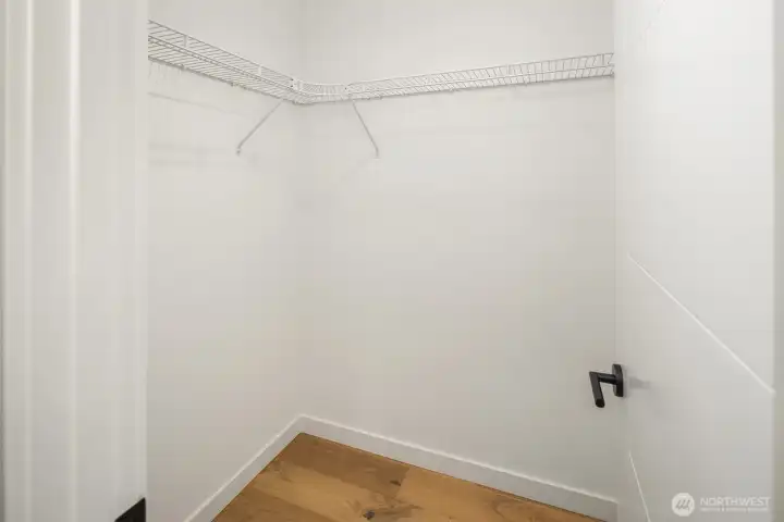 walk-in closet