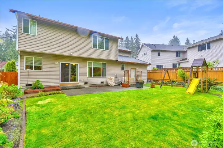 back yard ready for all your entertainment ideas!