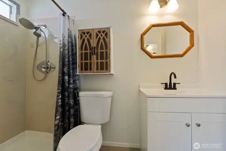 Primary ensuite bathrooom