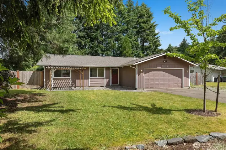 Lovely 1,472 sq ft home on large .21 acre lot with BRAND NEW roof & gutters, located on a quiet cul-de-sac near the Chehalis Western Trail Lovely 1,472 sq ft home on large .21 acre lot with BRAND NEW roof & gutters, located on a quiet cul-de-sac near the Chehalis Western Trail