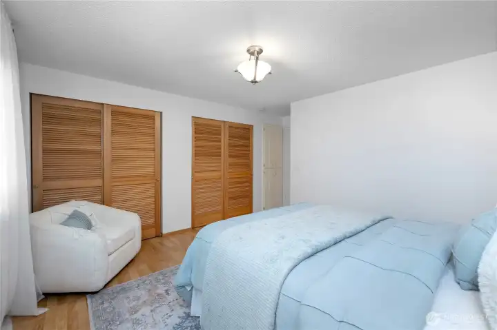 Double closet space. Double closet space.