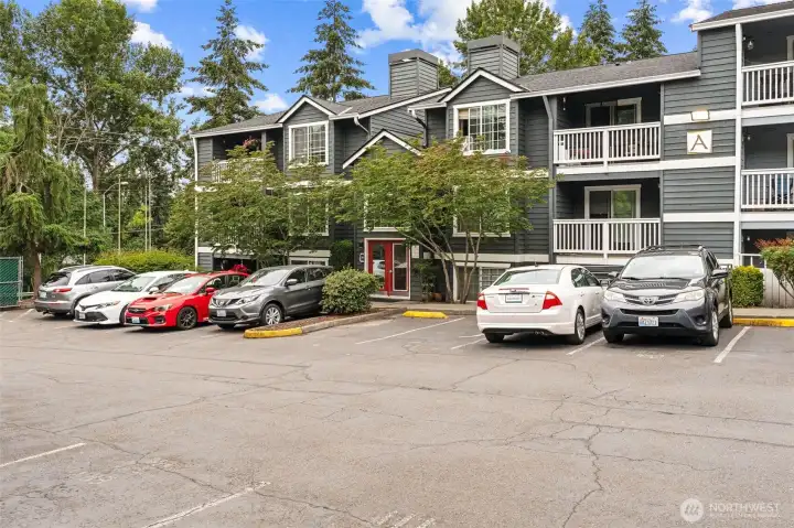 Welcome to the well-maintained Hillwood Condominiums, a pet-friendly community with strong HOA reserves and no rental cap. Welcome to the well-maintained Hillwood Condominiums, a pet-friendly community with strong HOA reserves and no rental cap.