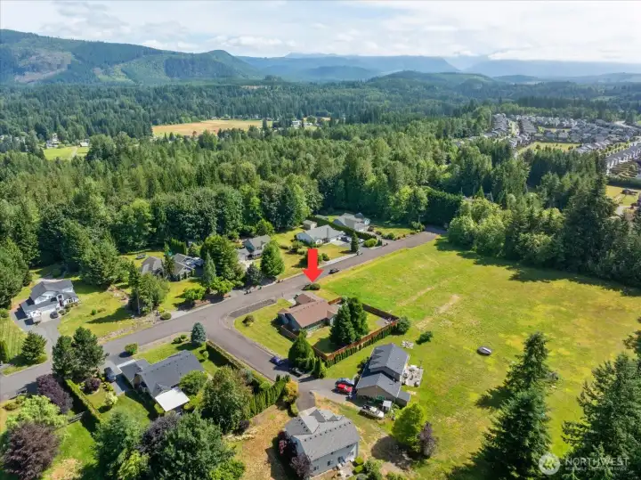 A beautiful combination of spacious living, exceptional outdoor amenities, and a picturesque location makes this property truly stand out.